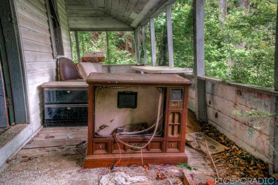 flickr-TN_abandoned-20160518-126_7_8