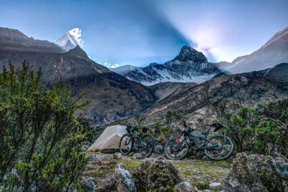 ANCASH16_05-Paron-1127-013-G7