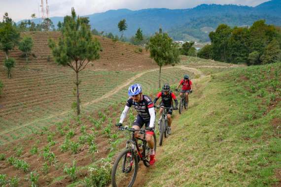 MTB-Guatemala-170430-207-G85