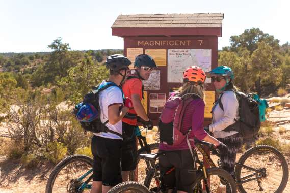 MTB-USA-171015-016-G85