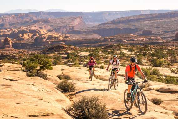 MTB-USA-171015-078-G85