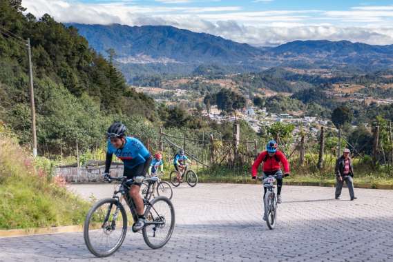 MTB-Guatemala-171203-060-G85