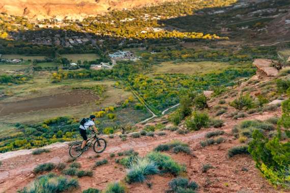 MTB-USA-171015-225-G85