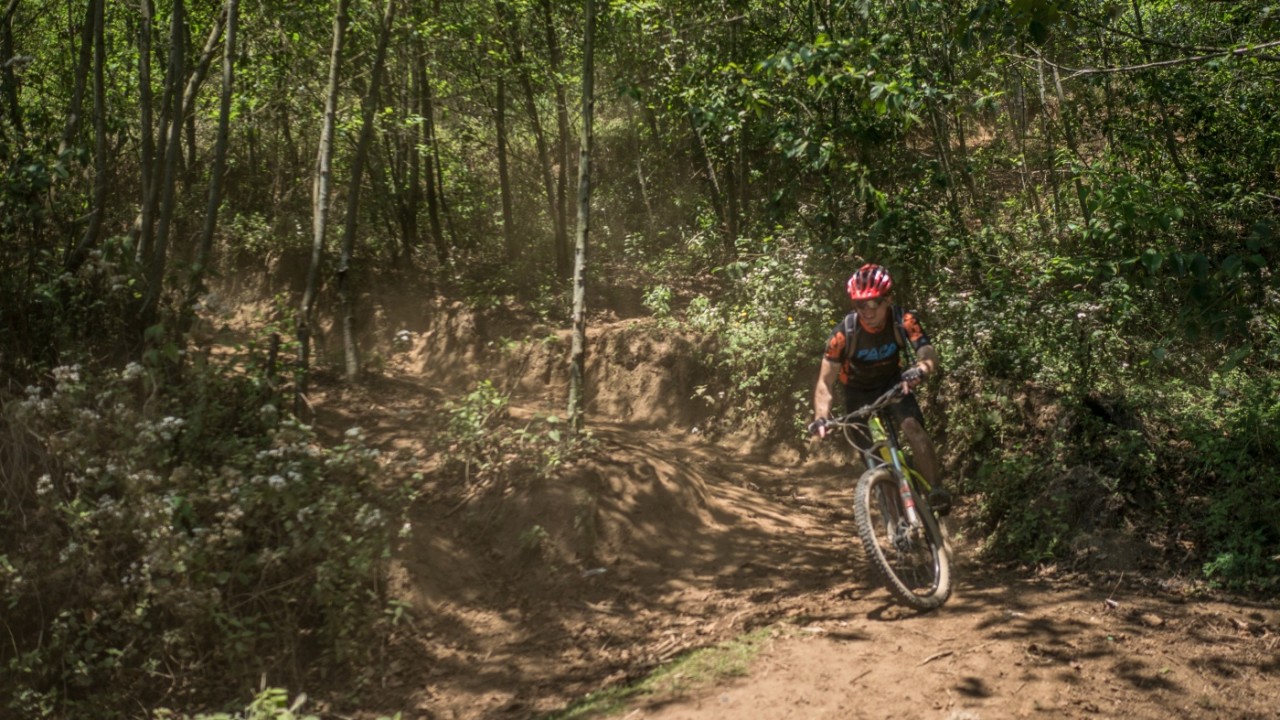 MTB-Guatemala-170402-155-G85 - Picsporadic